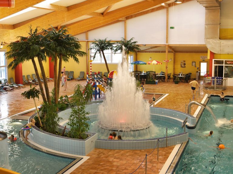 Sport_und_Erlebnisbad_Neuruppin_01